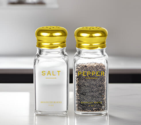 Kensington Gold Clear Salt Pepper Shakers